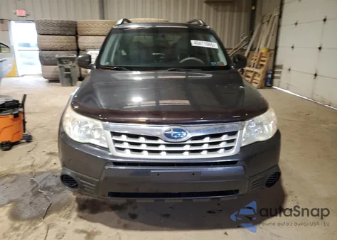 2011 Subaru Forester 2.5X Premium из США, поврежденный, VIN JF2SHADC1BH753389